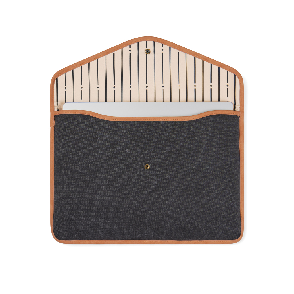 Picture of VINGA Bosler GRS recycled canvas 16" laptop sleeve